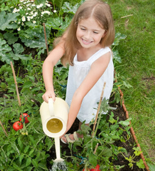 4 Ways to Teach Kids About Gardening