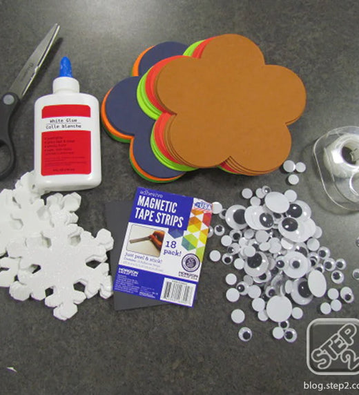 Winter Arts & Crafts: Holiday Magnets