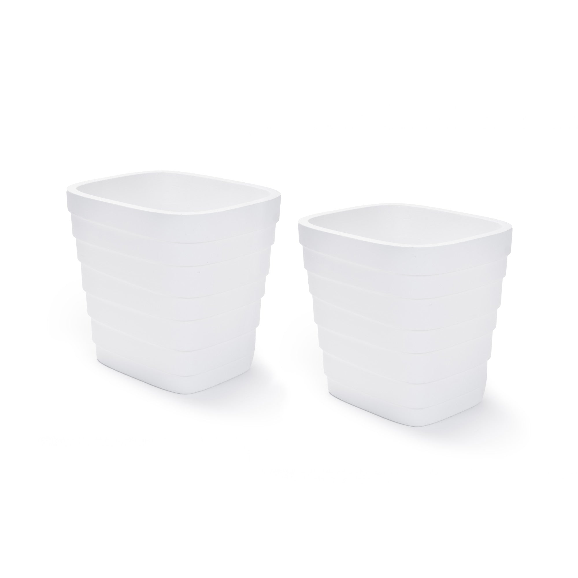 white plastic pot planter Step2 Wave Planter 20X24 2 Pack