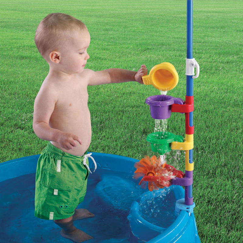 Play & Shade Pool™ includes 3 funnel cups<br />