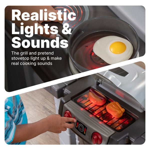 Grand Walk-In Classic Kitchen & Grill with lights and sounds