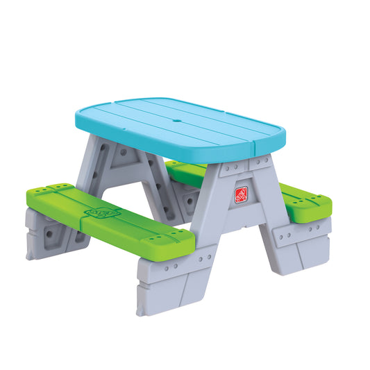 Fun & Friends Picnic Table™