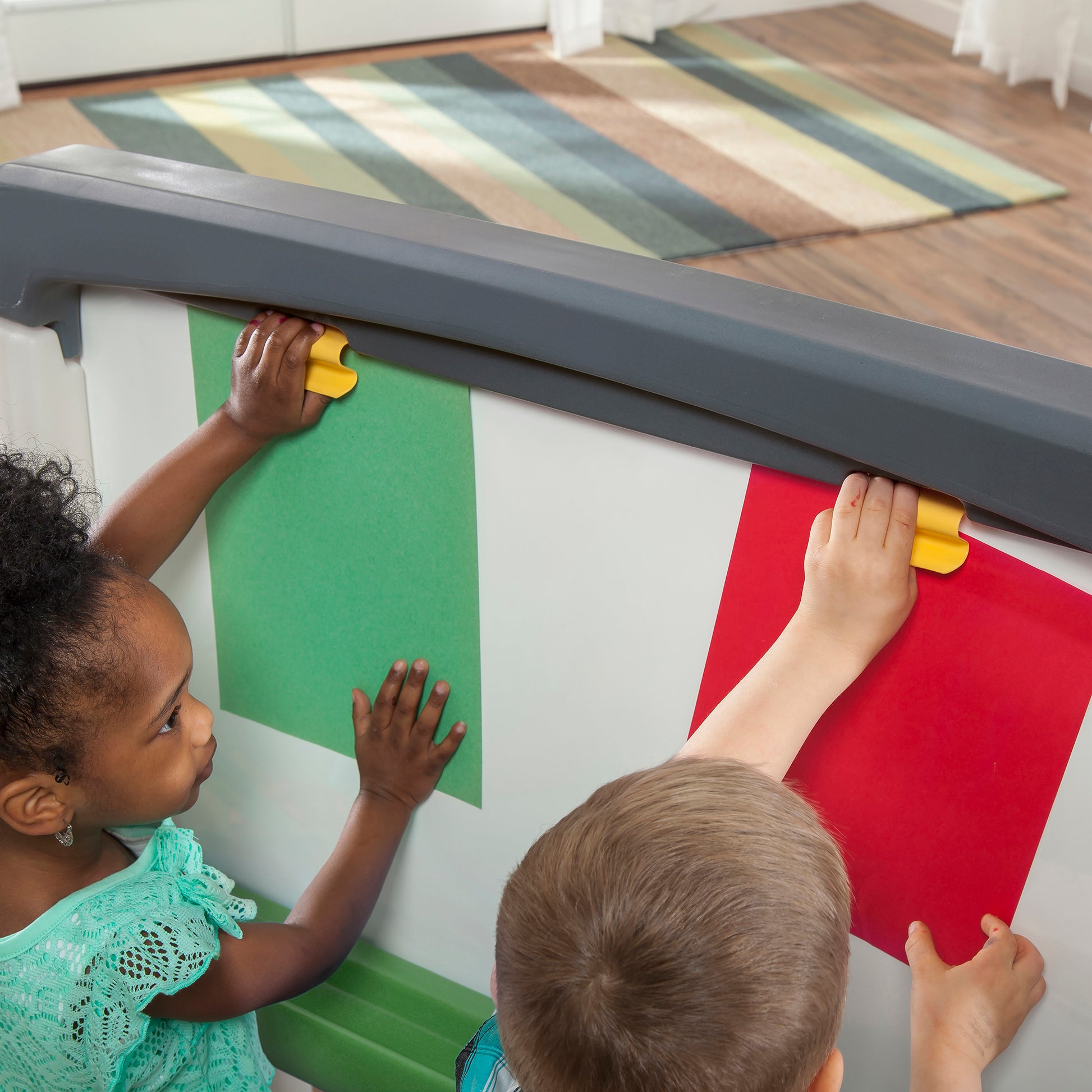 Big Ideas Art Easel™