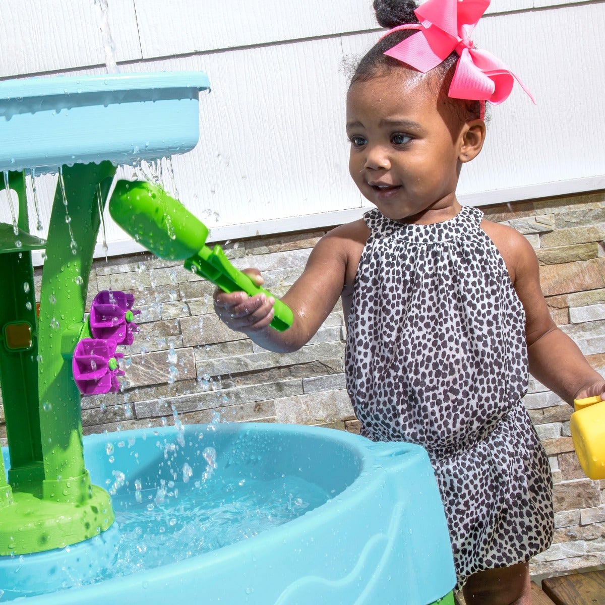 Spring Time Splash Water Table from Step2