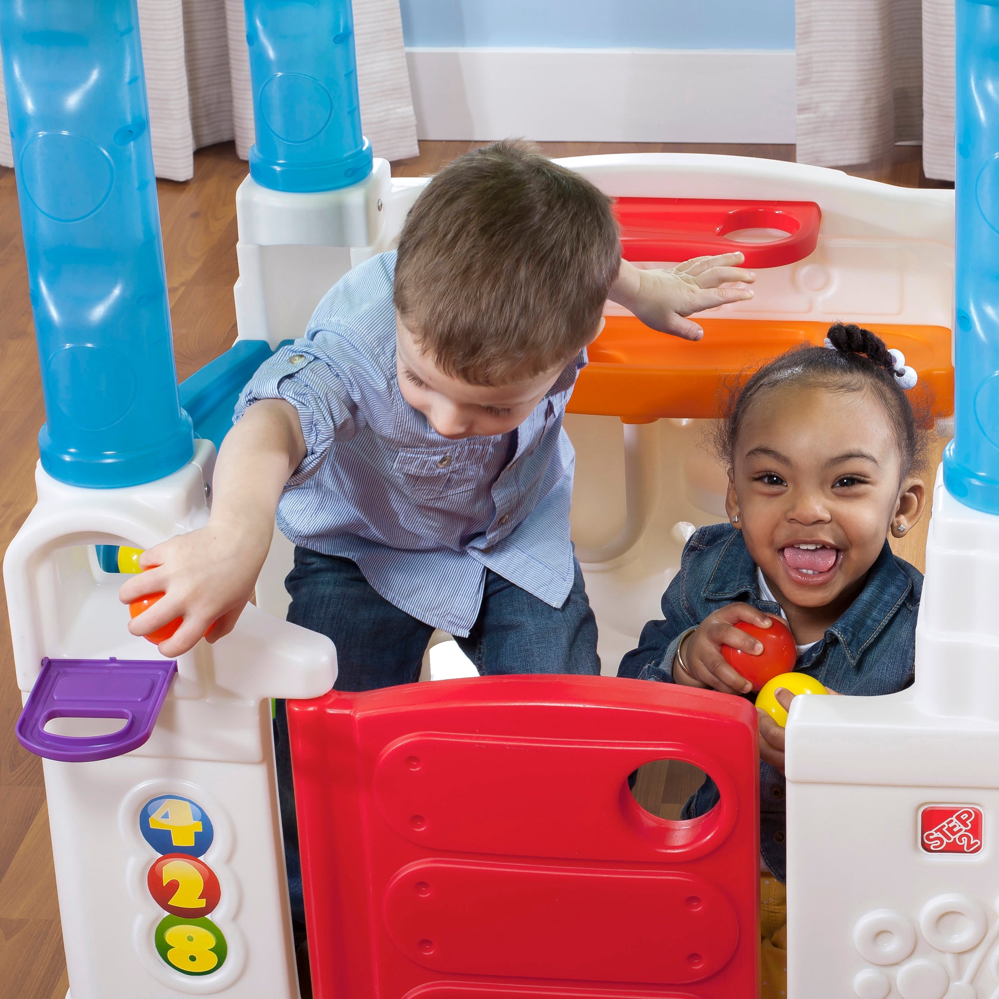 Crazy Maze Ball Pit Playhouse™