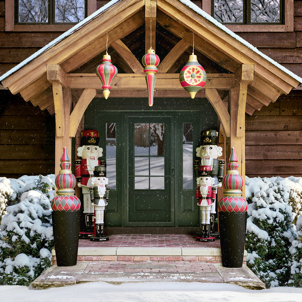 Paintable Outdoor Christmas Ornament Topiary