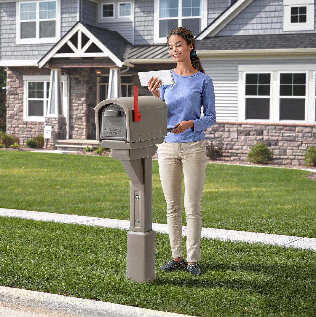 Explore Durable Plastic Mailboxes & Posts | Step2