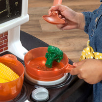 Great Gourmet Kitchen™ - Tan with realistic stovetop lights and sounds