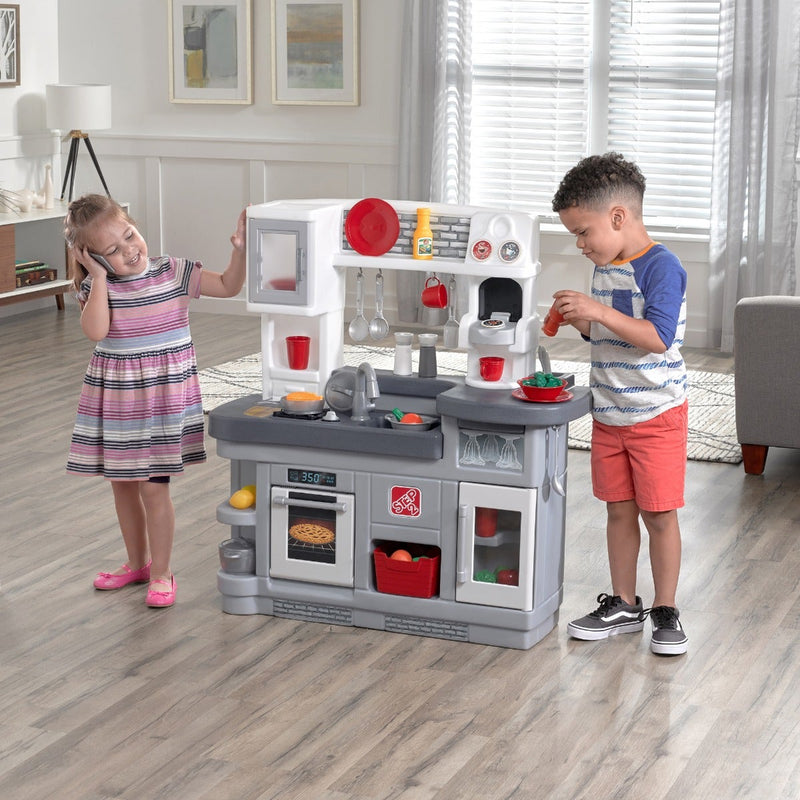 Love to Entertain Kitchen™ with kids playing